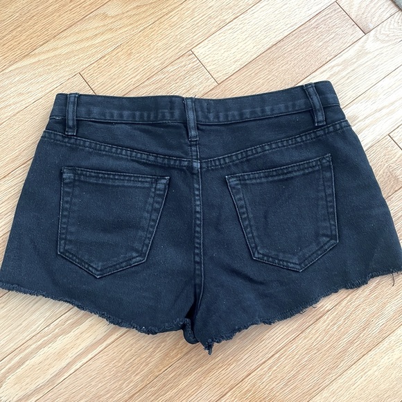 ✨3/$20 FOREVER21 Black Studded Shorts - Picture 3 of 3